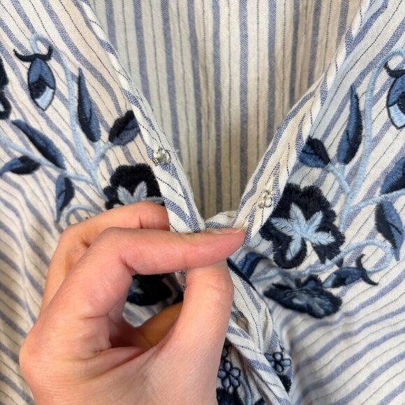 Lovestitch Size Large Boho Chic Embroidered Striped V-Neck Top Costal Chic Blue - Picture 10 of 15